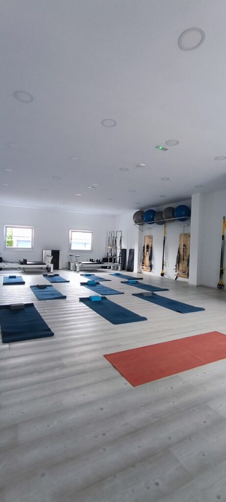 yoga el peral sala