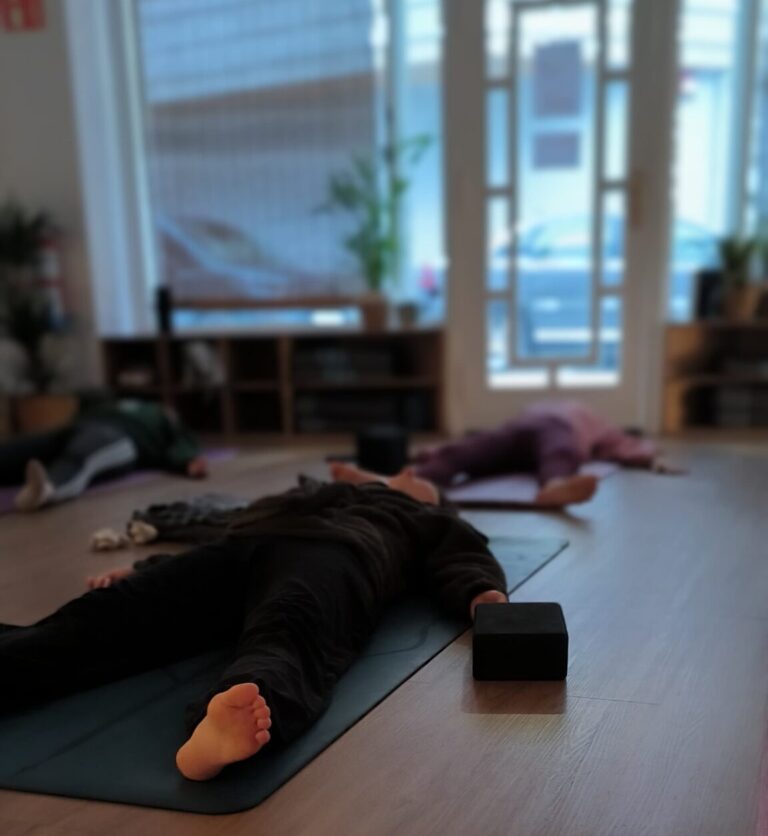 yoga soma estudio